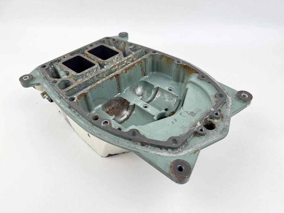 2005 年雅马哈 300 惠普 HPDI 2 冲程舷外排气指南 6D0-41137-01-94 原始设备制造商 — 第 2/4 张图片