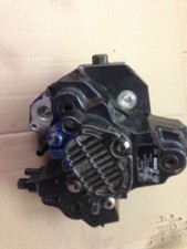 VOLVO S60 2.4 D5 2004  FUEL PUMP DIESEL BOSCH  0445010043    8689590   