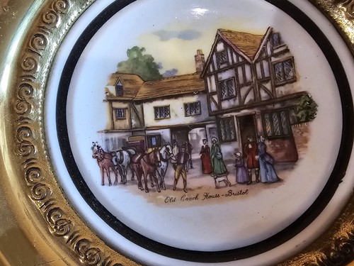 SET OF 3 BRASS FRAME REGENCY BONE CHINA PLATES LONDON SCENES MADE IN ENGLAND - Picture 7 of 8