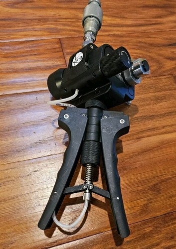 King PV411 Calibration Multi-function Hand Pump King 3750 10,000 psi - Picture 9 of 11