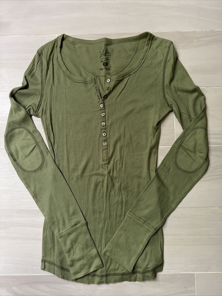 NWT Y2K Lilu S Button Long Sleeve Green Small Henley Top NWT Y2K Lilu S Button Long Sleeve Green Small Henley Top