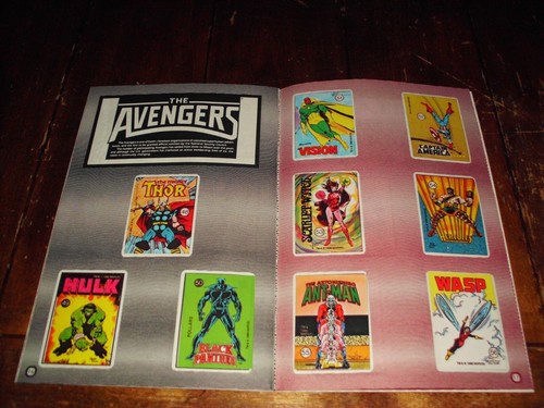 VINTAGE MARVEL UNIVERSE STICKER ALBUM SIGNED BY ARTHUR ADAMS RARE AVENGER M 1986 - Picture 11 of 21
