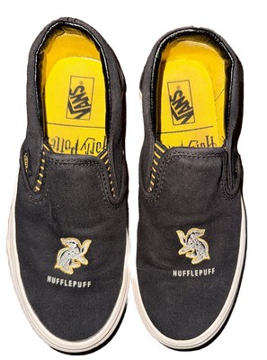Vans Harry Potter Hufflepuff Classic Slip On Shoes Men 4.5  display picture 1
