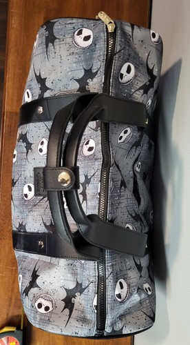 Nightmare Before Christmas Full Size Duffel Overnight Bag Disney Bioworld New - Picture 3 of 13