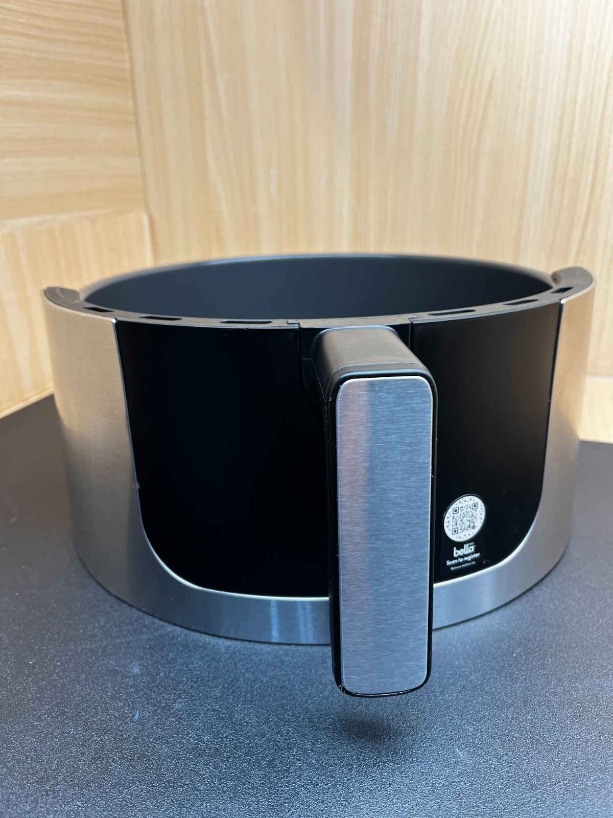 bella PRO - SmartCrisp 8-qt. Touchscreen Air Fryer - REPLACEMENT BASKET - ONLY .
