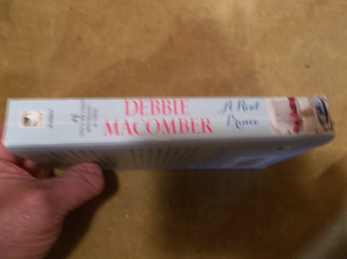 Real Prince von Debbie Macomber (2015, Massenmarkt) - Bild 3 von 5