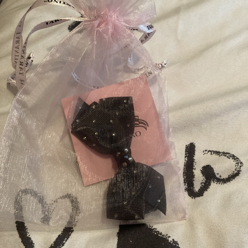 Brand New Tarina Tarantino  Black Hair Bow