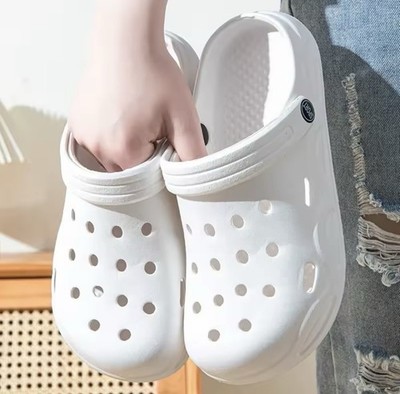 Leichte Unisex Sommer Gummi Slipper im Crocs-Stil rutschfest für Krankenschwestern
