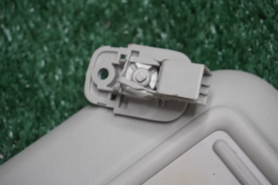 Mazda CX5 2017 2018 2019 2020 lado del pasajero parasol derecho fabricante de equipos originales 1 pieza Foto 3 de 4