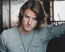 Handsome EVAN WILLIAMS Signed 8 x 10 Photo The Way Home