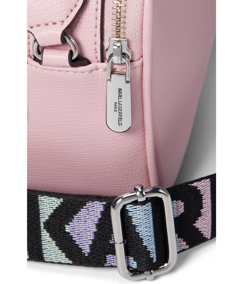 Rubor en polvo Karl Lagerfeld Paris Maybelle talla única Foto 4 de 4