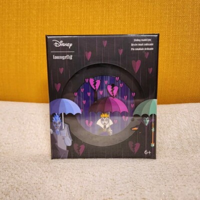 Loungefly Disney Villains Evil Queen Sliding Hearts Limited Editon Pin 3'' NEW