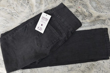 NWT Ladies Gloria Vanderbilt Amanda STRETCH Slimming panel PULL ON comfort, Sz 4