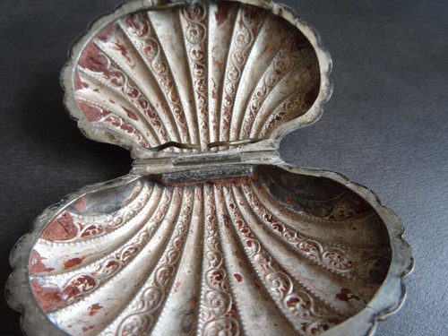 19. Antike viktorianische verzierte ""Perlmutt"" Sterlingsilber Hartschalenmünze - Bild 2 von 3