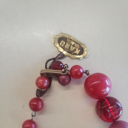 VINTAGE KARU NECKLACE EARRING SET GOLDTONE RED PINK ORIGINAL TAG ๐ - Picture 4 of 5