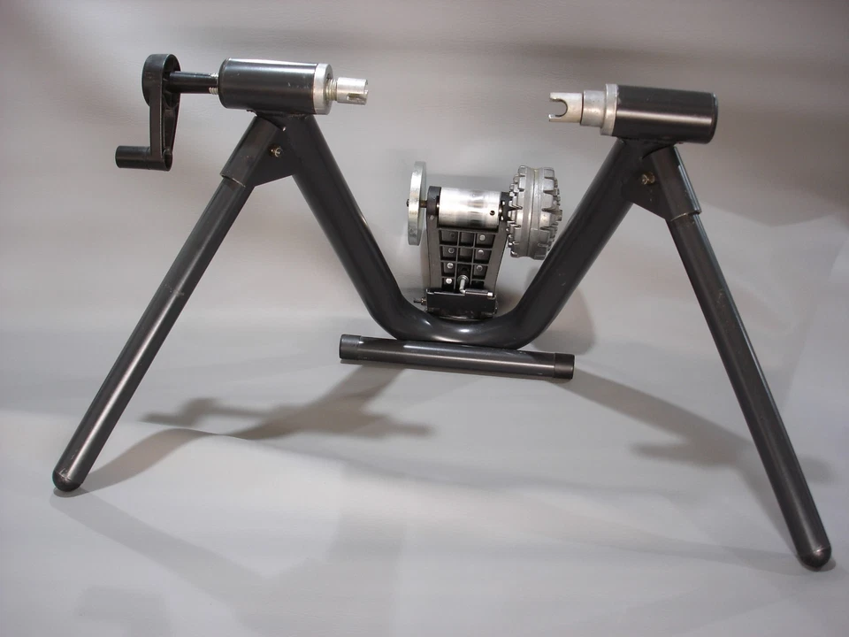 Bicicleta fluida CycleOps Foto 3 de 4