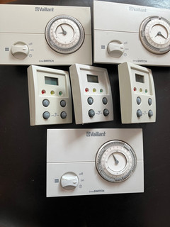 3 X Vaillant 130 timeSWITCH and Plug In time clocks JOB LOT