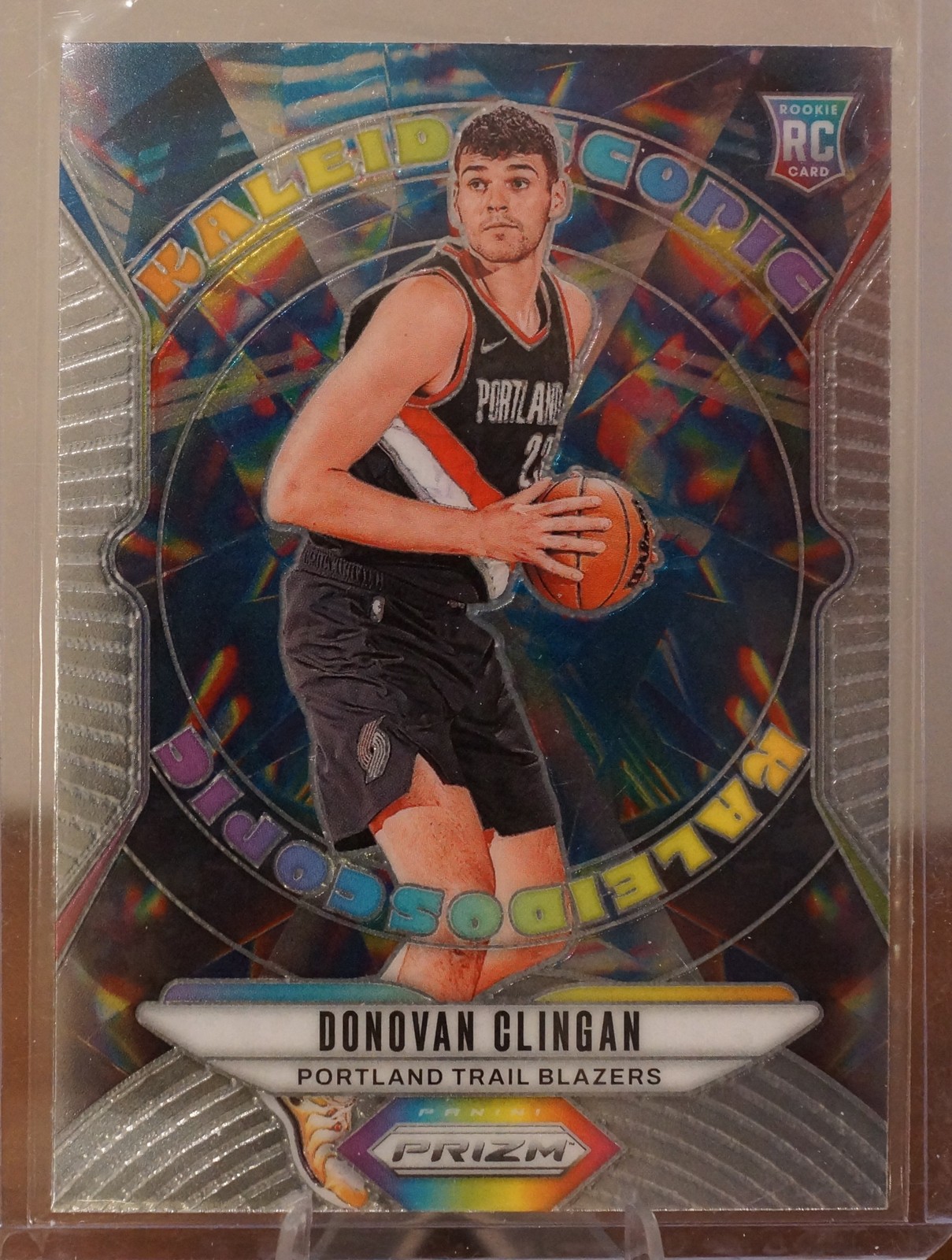 Donovan Clingan 2024-25 Panini Prizm #18 Kaleidoscopic Portland Trail Blazers