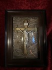 Antique Crucifix Jesus Christ Shadow Box Bubble Glass Cover Religious Altar Art — photo 2