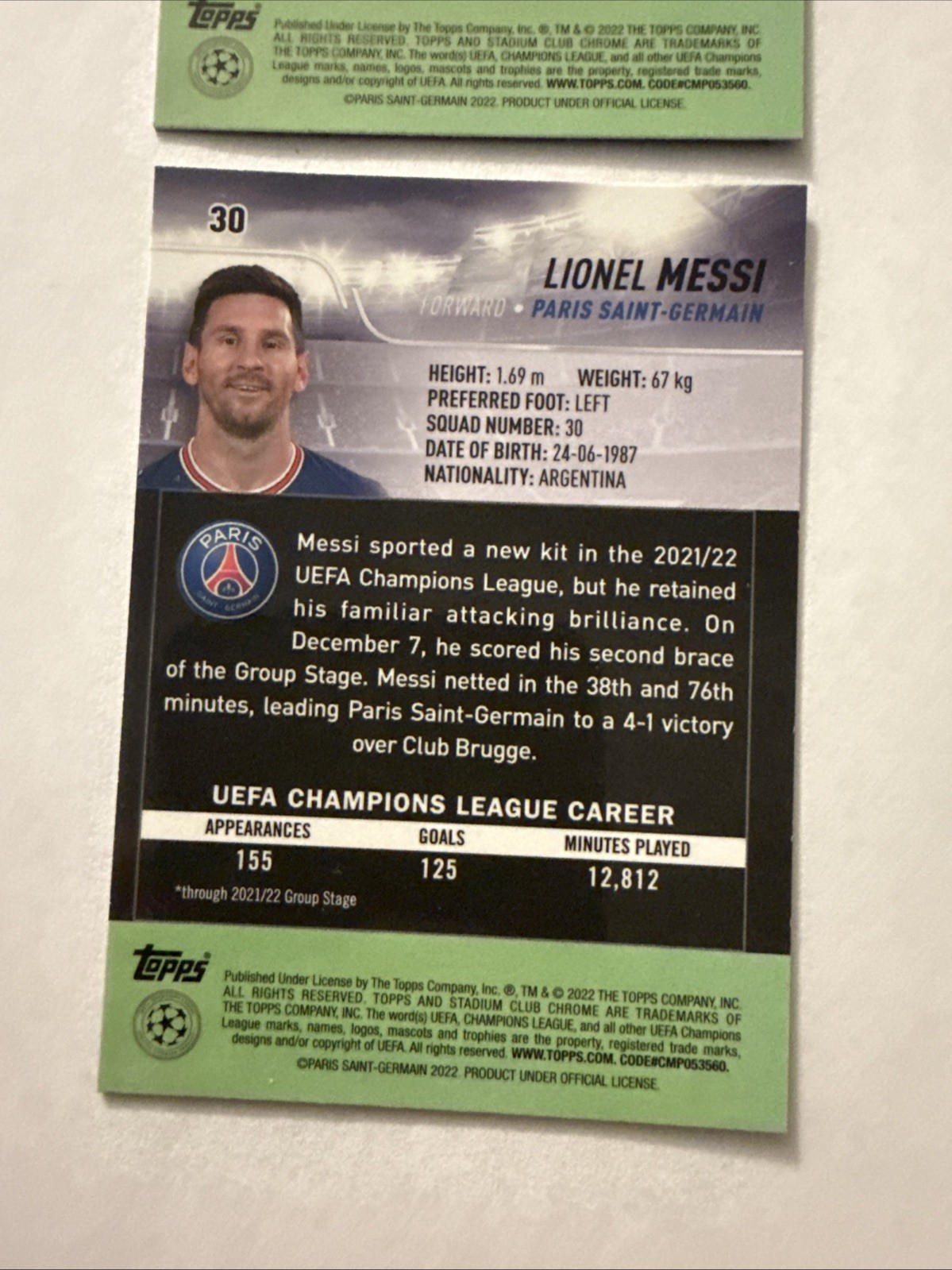 (2) Lionel Messi 2021-22 Topps Stadium Club Chrome UEFA Champions League #30 Lot view 4