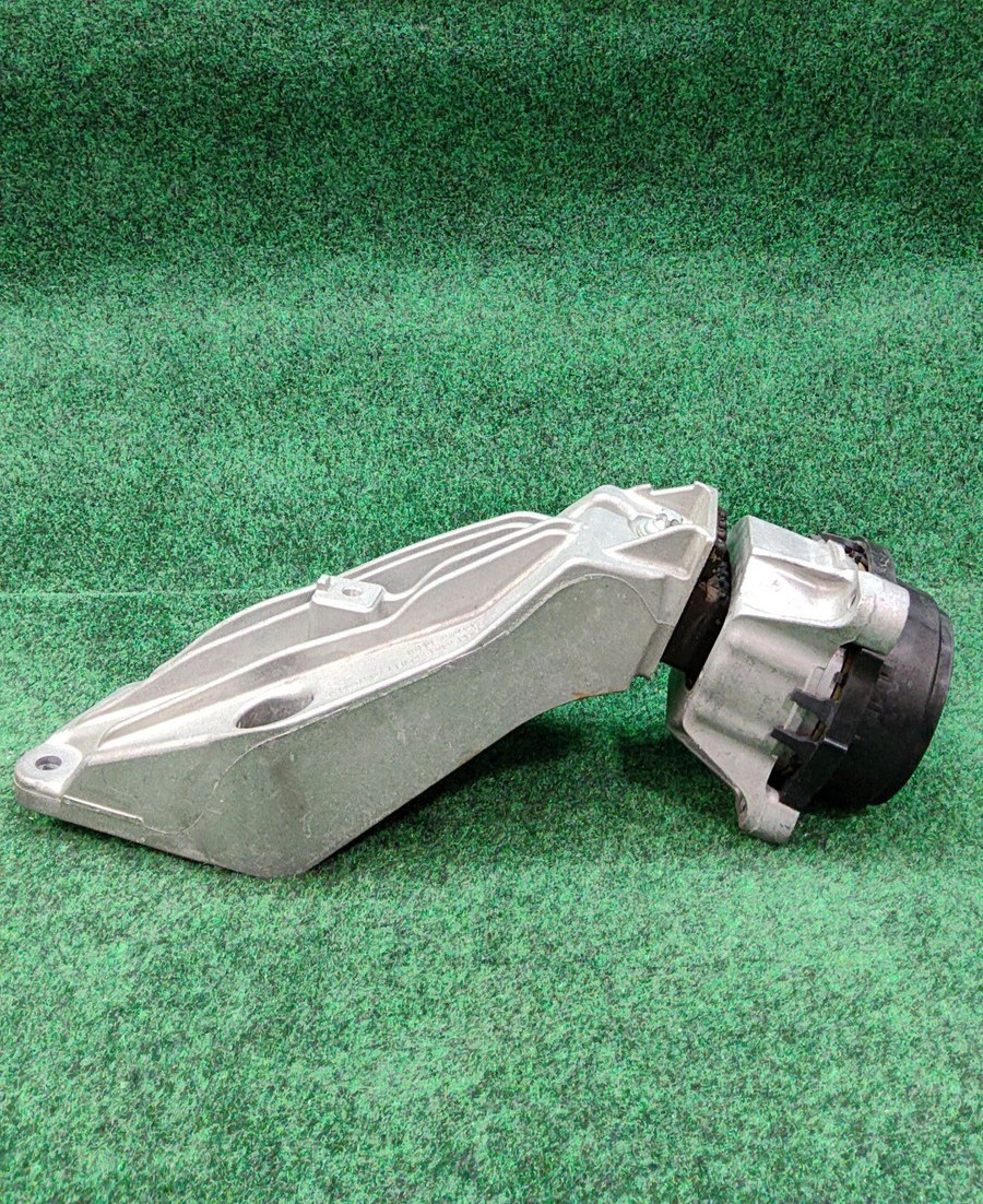 2019-2025 BMW X5 AWD Engine Frame Mount Left Side OEM 22116860471  22116861555