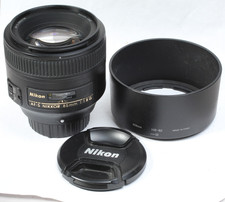 NIKON AF-S NIKKOR 85MM F/1.8G FULL FRAME W HOOD AND CAPS WORKS CLEAN GLASS