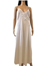 Vintage Val Mode Semi Sheer Sleeveless Nightgown/Lingerie White Size Large