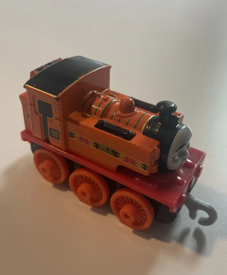 Thomas and Friends Adventures Nia Diecast Train 2020 - Image 2 of 4