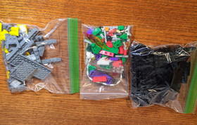 LOT LEGO 6863 + 30524 DC Comics Super Heroes Batwing Gotham City Joker Henchman