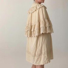 Victorian fine wool and silk shoulder cape.