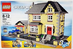 LEGO Creator Model Town House 1174 pcs Set 2007 No. 4954 SEALED