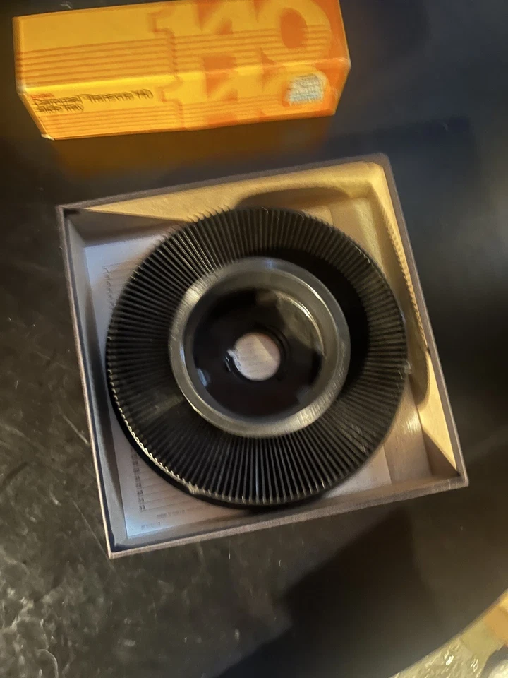 Vintage Kodak Carousel 140 Slide Tray with Original Box and Paperwork Photo Film - Image 2 of 4