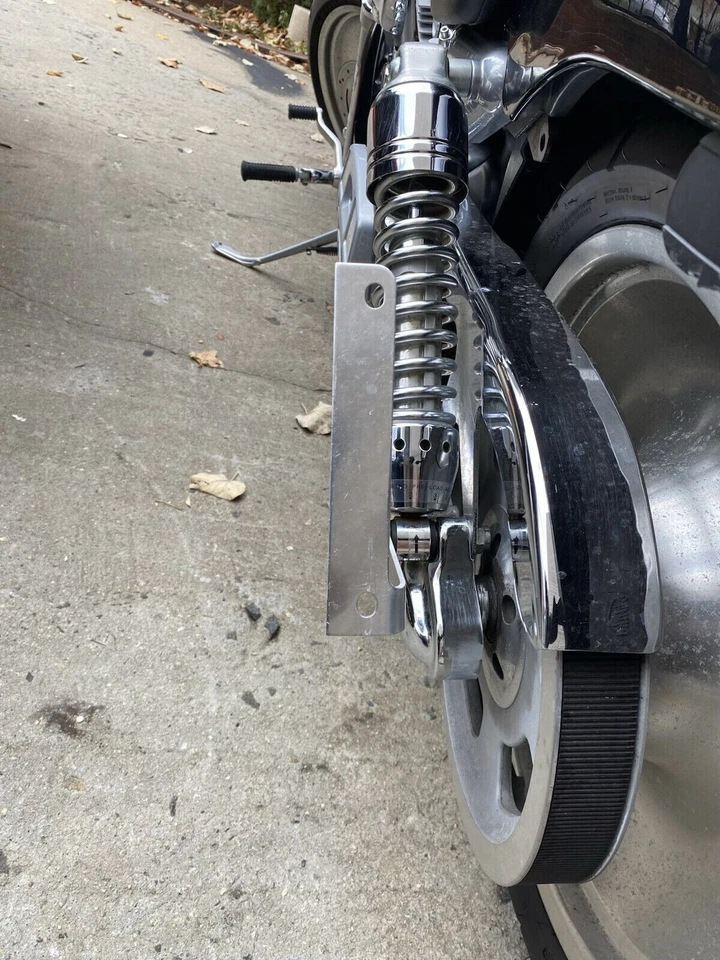 Soporte de reubicación de matrícula lateral para Harley-Davidson V-Rod 2002-2017 Foto 2 de 4