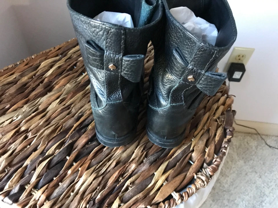 womens Kate Spade size 9 black leather booties - Image 2 of 4