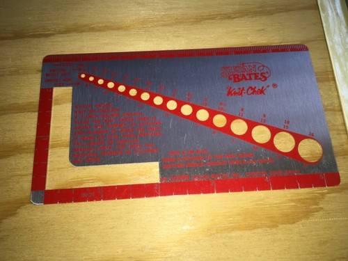 SUSAN BATES "Knit - Chek" / BOYE Knitting Gauge Ruler / CLOVER Knitting Gauge - Picture 3 of 6