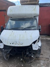 2015 iveco daily 2.3 breaking (Wheel Nut Only)