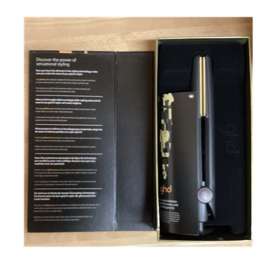 ghd IV Styler Glätteisen Keramik Schnellaufheizung schwarz mit Tasche 