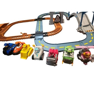 Paw Patrol Rescue Racers Track Builder Playset with 7 Vehicles and 6 mini figure