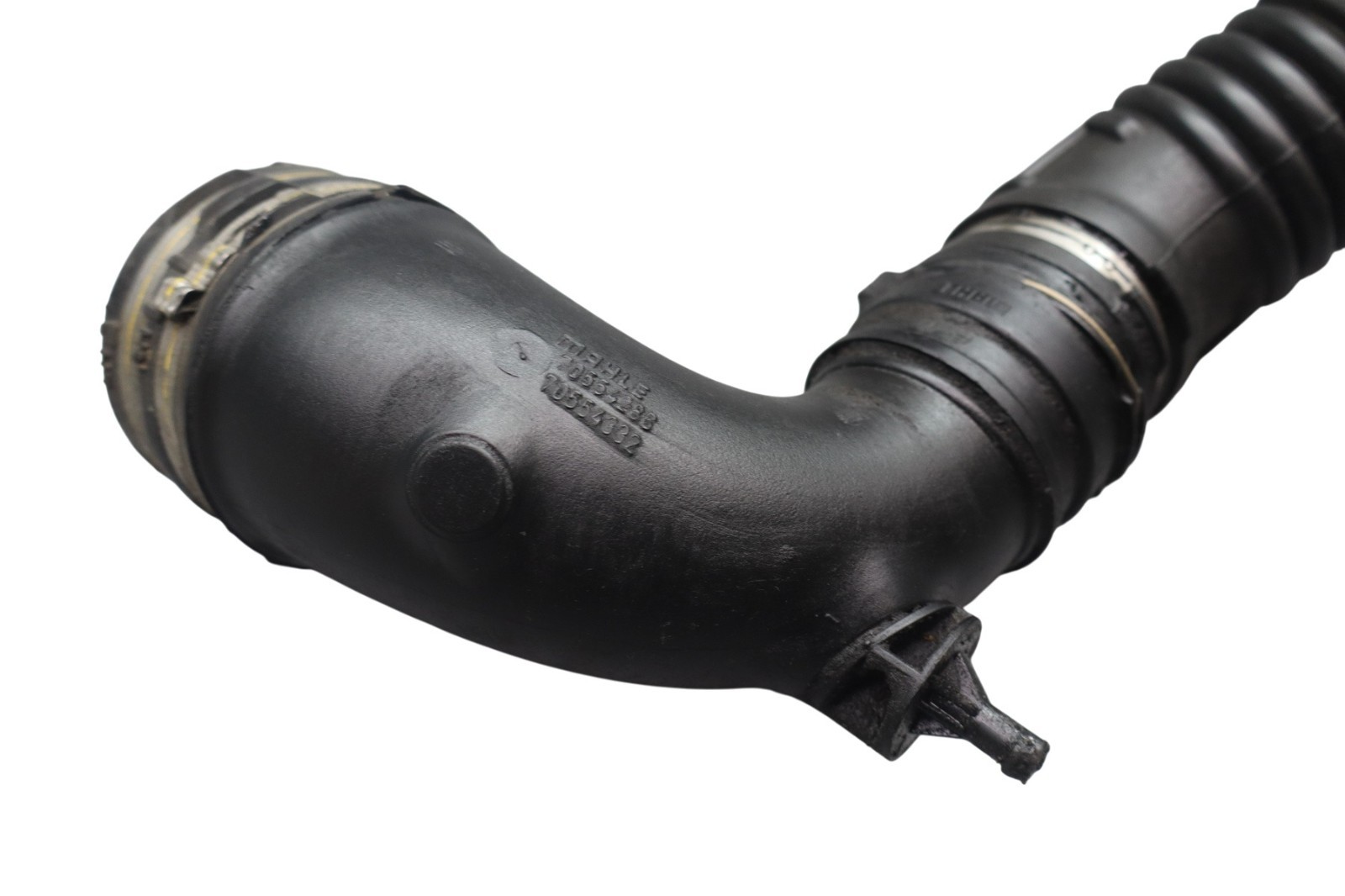 14-17 Maserati Ghibli Right Turbo Intercooler Hose Air Duct Tube 670002450 Oem