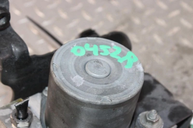 2009-2013 Chevy Silverado 1500 Anti-Lock Brake ABS Pump Module Assembly OEM — 第 4/4 张图片