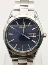 Seiko 7N43-9080 Men's Quartz Watch with Blue Dial Date Function
