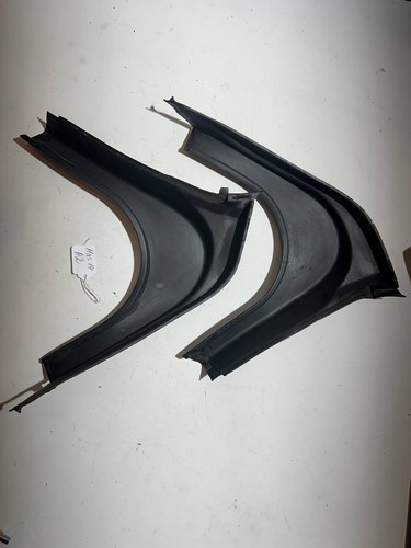 Maserati Ghibli 2014-2017 Rear Right Drip rail trims Pair P/N 670004383 Photo - $65