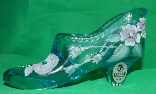VTG SIGNED HAND PAINTED FENTON GLASS HEELED SHOE BLUE FLORAL SHARP LOOK