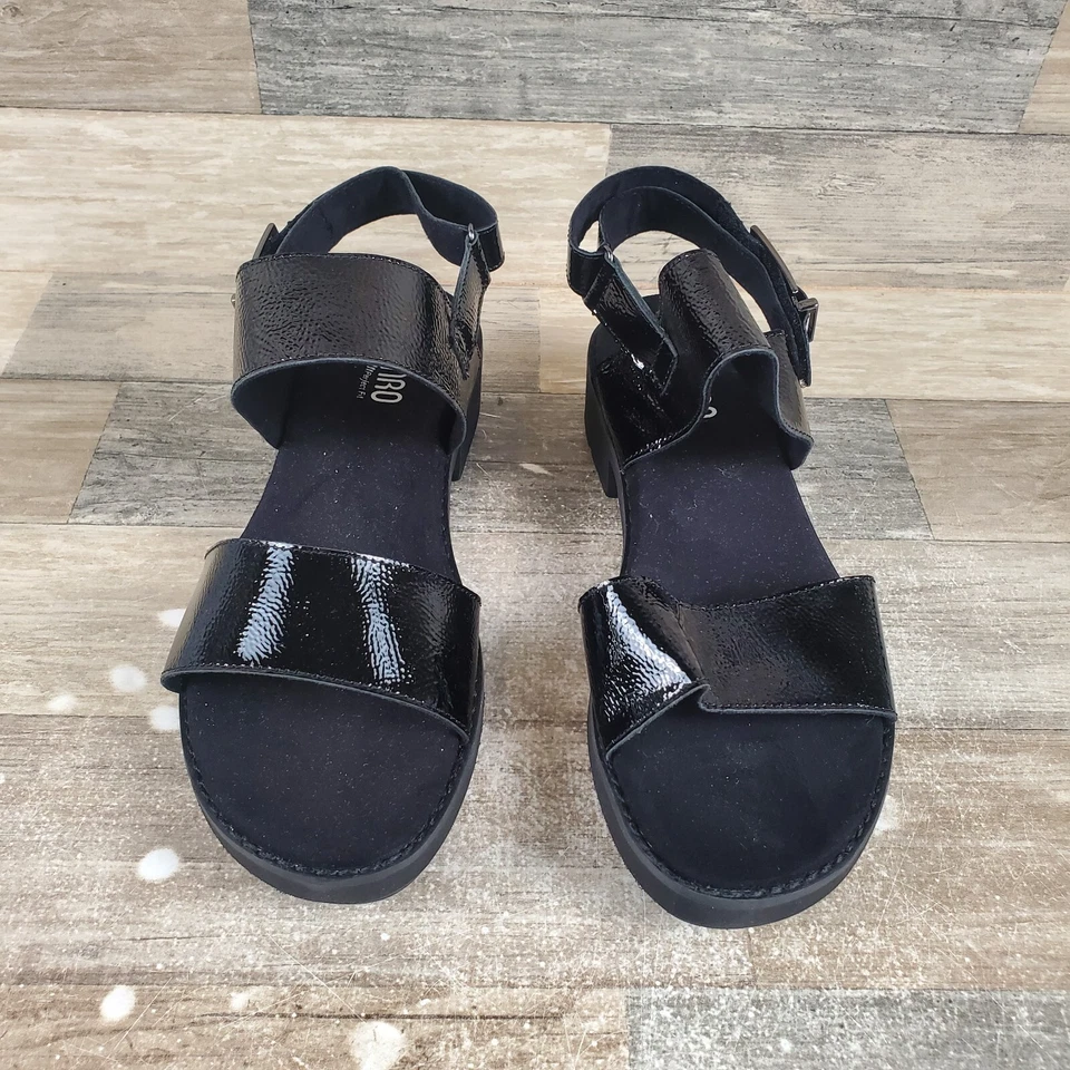 Munro Teagan Womens Sandals Sz 8 WW Black Crinkle Patent Leather Ankle Strap - Image 2 of 4