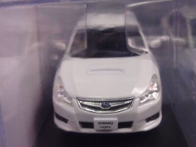 Subaru Legacy ホワイトミニカー 1/43 Subaru Legacy 2010 White 1/43 Scale Box Mini Car Display