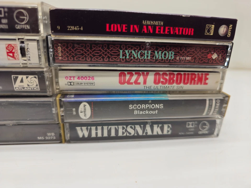 Lot of 10 Cassette Tapes Def Leppard ZZ Top Megadeth Joe Satriani Vtg Rock Foto 3 de 4