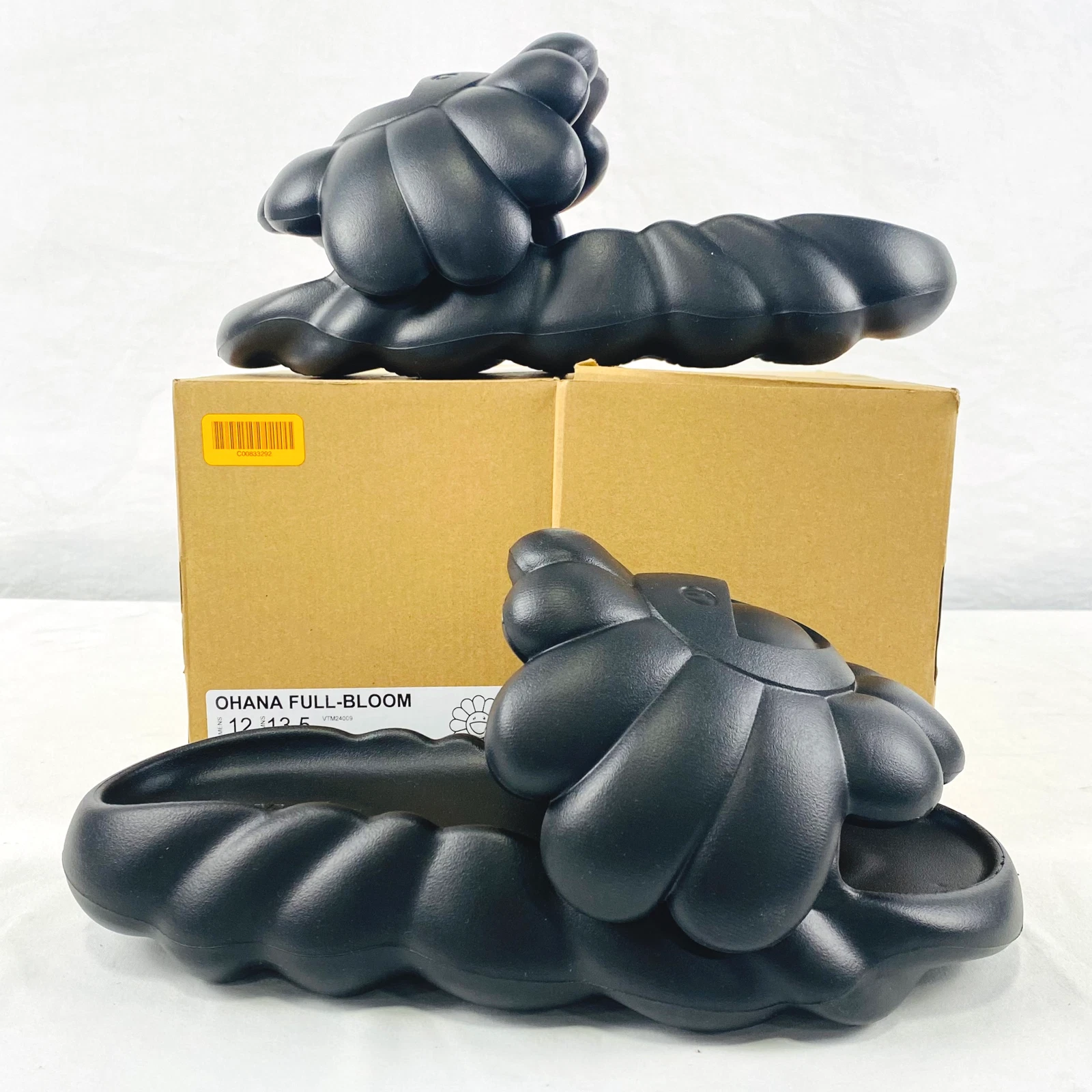 Ohana Hatake Ohana Full-Bloom Slide Sandals In Meteorite Black - Men's Size 12
Opens in a new window