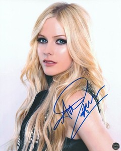 Avril Lavigne 公式 直筆サイン Autograph Avril Lavigne | eBay