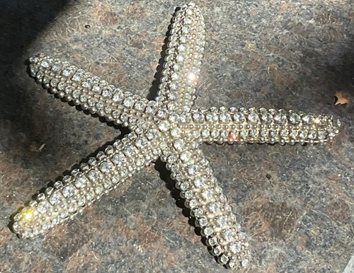 FABULOUS SPARKLY CLOUTIER SWAROVSKI CRYSTAL EMBELLISHED STARFISH! - Picture 9 of 9