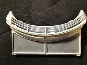 Ersatzteil Bauknecht Wärmepumpentrockner TK - Flusensieb 46197010485